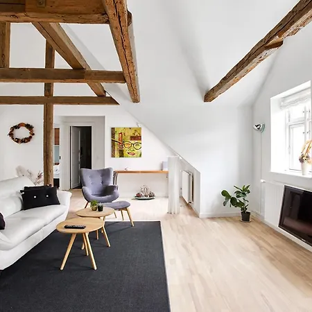 Charmerende 프레데리치아